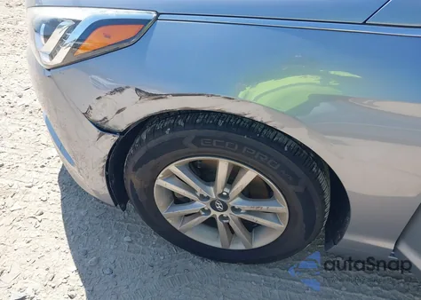 2016 Hyundai Sonata Se z USA, uszkodzony, nr VIN 5NPE24AF3GH306326